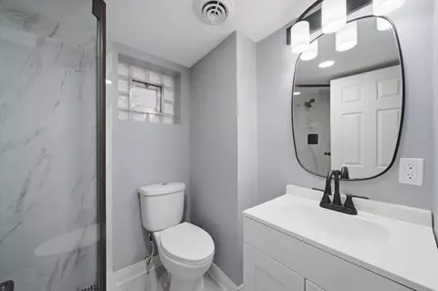 Bath - 2805 E 130th St, Chicago, IL 60633 photo 2 of 2