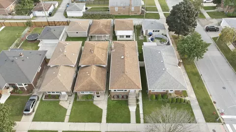 View/Area - 2805 E 130th St, Chicago, IL 60633 photo 2 of 5