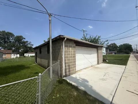 Exterior - 15843 Turner Ave, Markham, IL 60428 photo 2 of 3