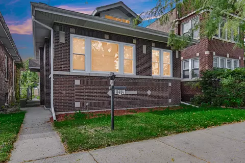 8404 S Oglesby Ave, Chicago, IL 60617