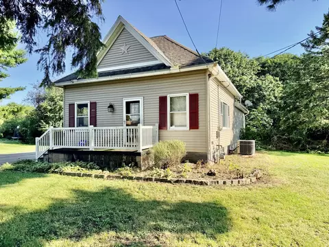 1405 E Kent St, Streator, IL 61364