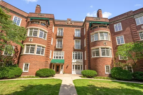 5757 S Kenwood Ave #1, Chicago, IL 60637