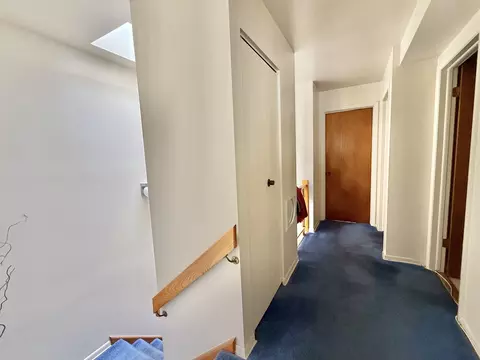 Entry Way - 816 S Laflin St, Chicago, IL 60607 photo 2 of 2