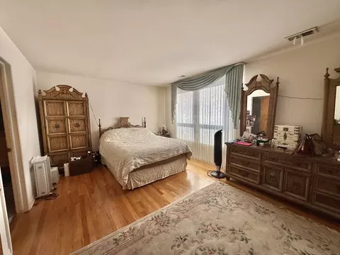 Bedroom - 816 S Laflin St, Chicago, IL 60607 photo 1 of 3
