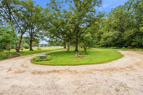 Exterior - 2351 E 28th Rd, Marseilles, IL 61341 photo 9 of 11