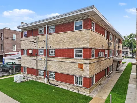 6043 N Northwest Hwy #5, Chicago, IL 60631