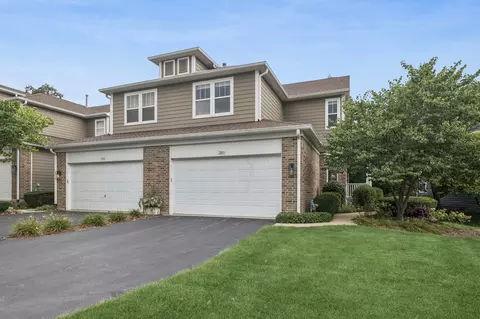 203 Tanglewood Dr, Glen Ellyn, IL 60137