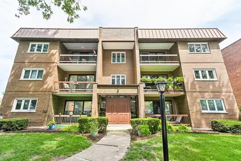 9619 Kedvale Ave #301, Oak Lawn, IL 60453
