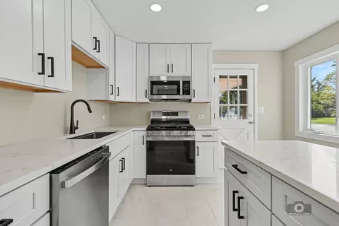 Kitchen - 218 E Central Ave, Lombard, IL 60148 photo 4 of 4