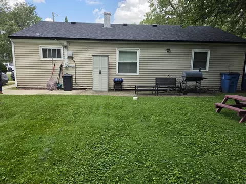 Exterior - 1936 E Marmion St, Kankakee, IL 60901 photo 4 of 4