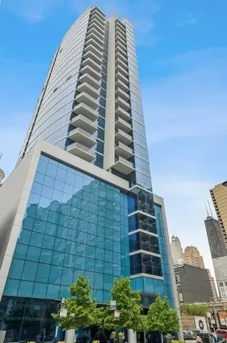 110 W Superior St #2603, Chicago, IL 60654
