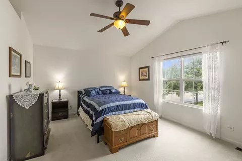 Bedroom - 2702 Kendall Xing, Mchenry, IL 60051 photo 4 of 4