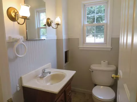 Bath - 856 E Jefferson St, Morris, IL 60450 photo 1 of 3