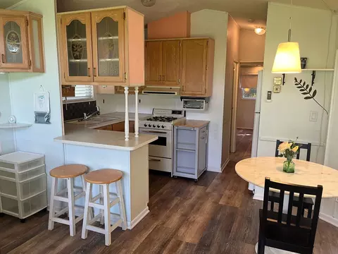 1009 Bay Rd #10, Mchenry, IL 60051 photo 7