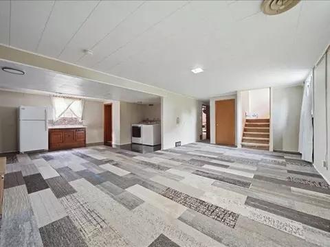 Other - 1021 Myrtle Ave, Dixon, IL 61021 photo 2 of 4