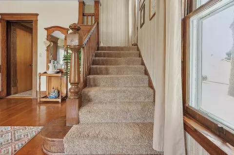 Entry Way - 411 E Cherry St, Chatsworth, IL 60921 photo 4 of 4