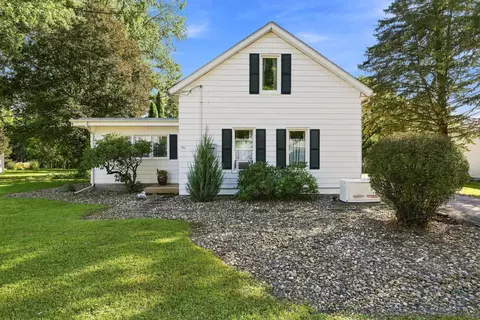 201 W 19th Ave, Coal Valley, IL 61240