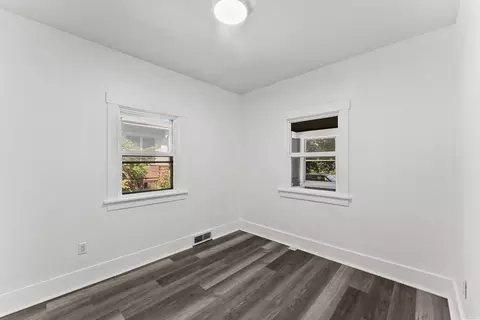 Bedroom - 417 48th St, Moline, IL 61265 photo 1 of 3