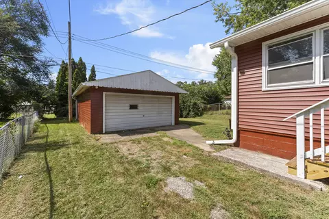 Exterior - 417 48th St, Moline, IL 61265 photo 5 of 5