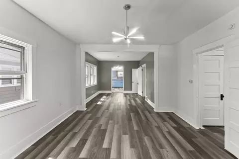 Living - 417 48th St, Moline, IL 61265 photo 1 of 3
