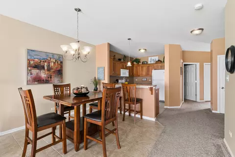 Dining - 3659 193rd Pl, Lansing, IL 60438 photo 2 of 2