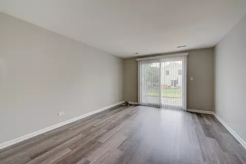 Living - 128 Sherman St, Bartlett, IL 60103 photo 5 of 5