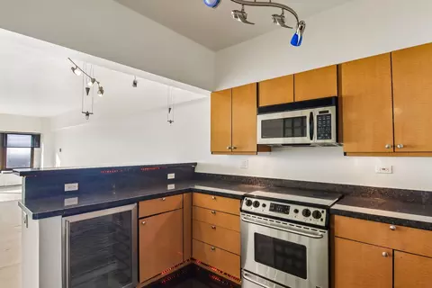 Kitchen - 175 E Delaware Pl #5721, Chicago, IL 60611 photo 4 of 4