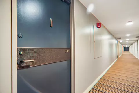 Entry Way - 175 E Delaware Pl #5721, Chicago, IL 60611 photo 3 of 3