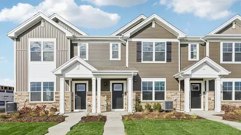 3215 Matlock Dr, Yorkville, IL 60560