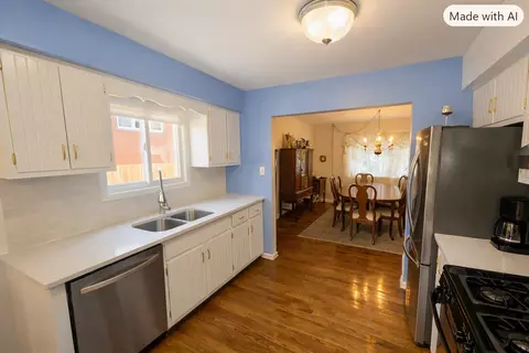 Kitchen - 4927 145th St, Midlothian, IL 60445 photo 2 of 2