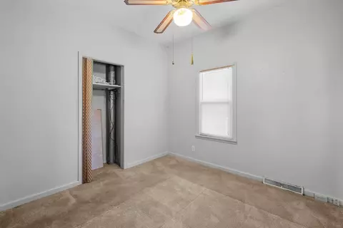 Bedroom - 2421 34th St, Moline, IL 61265 photo 1 of 5