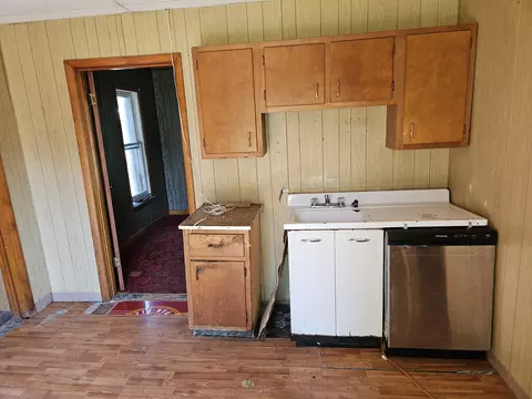 Kitchen - 211 N Seba St, Hurst, IL 62949 photo 1 of 1