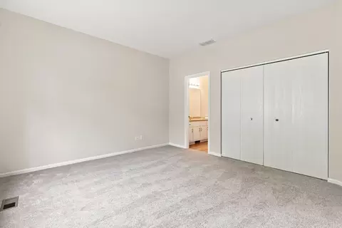 Bedroom - 2818 Sun Valley Dr, Plainfield, IL 60586 photo 3 of 5