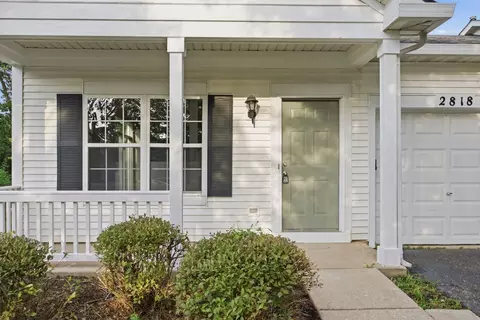 Exterior - 2818 Sun Valley Dr, Plainfield, IL 60586 photo 2 of 6
