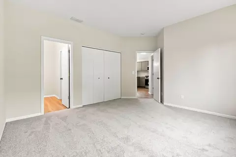 Bedroom - 2818 Sun Valley Dr, Plainfield, IL 60586 photo 2 of 5