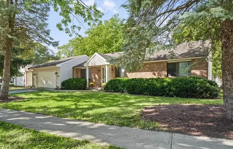 2518 Clayton Blvd, Champaign, IL 61822
