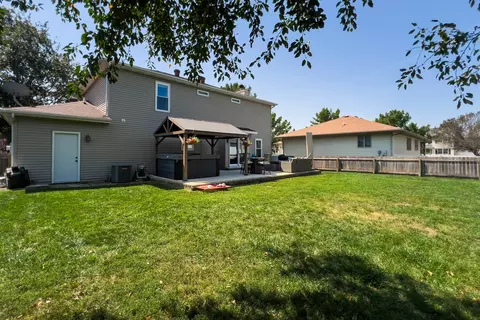 Exterior - 4 Lexis Ct, Bloomington, IL 61704 photo 6 of 10