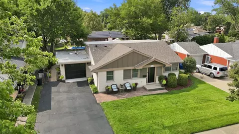View/Area - 534 E Park Ave, Elmhurst, IL 60126 photo 1 of 4
