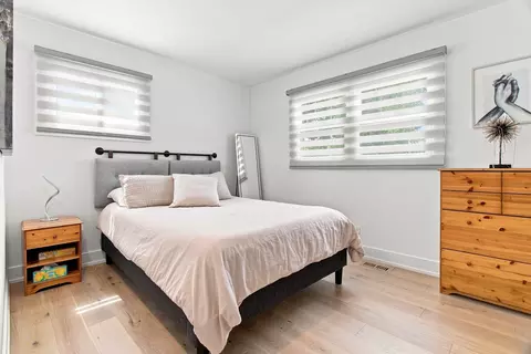 Bedroom - 534 E Park Ave, Elmhurst, IL 60126 photo 2 of 4