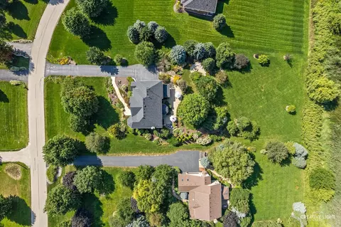 View/Area - 11 N600 Hunter Trl, Elgin, IL 60124 photo 1 of 4