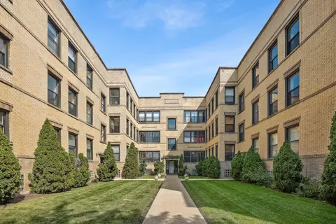 4823 N Kimball Ave #2, Chicago, IL 60625