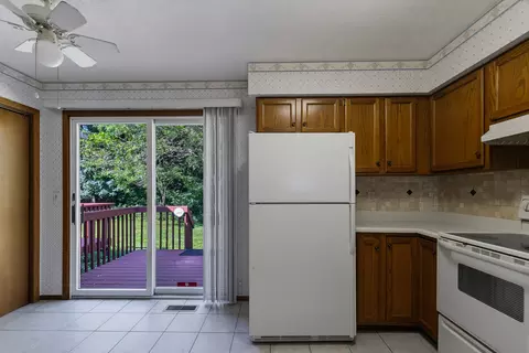 Kitchen - 2917 4th St #0, Moline, IL 61265 photo 4 of 7