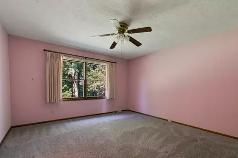 Bedroom - 2917 4th St #0, Moline, IL 61265 photo 1 of 7