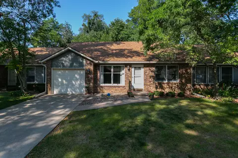 Exterior - 2917 4th St #0, Moline, IL 61265 photo 5 of 10