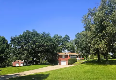 Exterior - 600 Timber Creek Rd, Dixon, IL 61021 photo 2 of 17