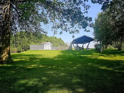 Exterior - 600 Timber Creek Rd, Dixon, IL 61021 photo 10 of 17