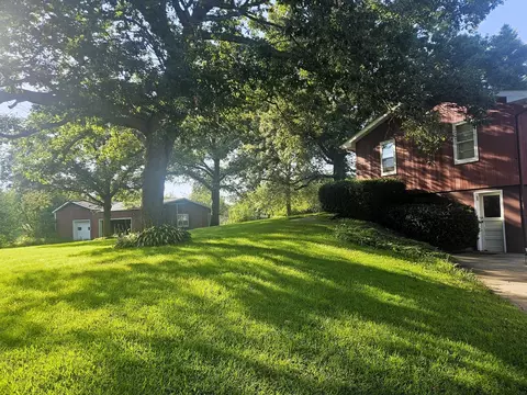 Exterior - 600 Timber Creek Rd, Dixon, IL 61021 photo 15 of 17