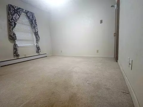 Bedroom - 600 Timber Creek Rd, Dixon, IL 61021 photo 3 of 4