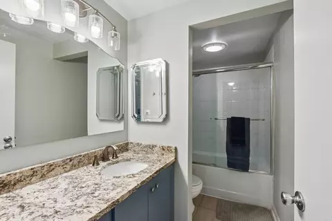Bath - 793 Lakeside Circle Dr, Wheeling, IL 60090 photo 1 of 3