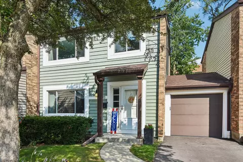 Exterior - 793 Lakeside Circle Dr, Wheeling, IL 60090 photo 5 of 9